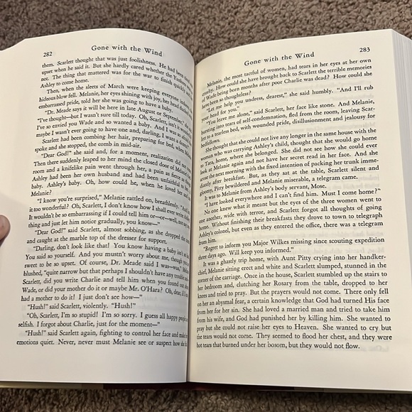 Gone with the Wind hard back novel - Picture 4 of 4